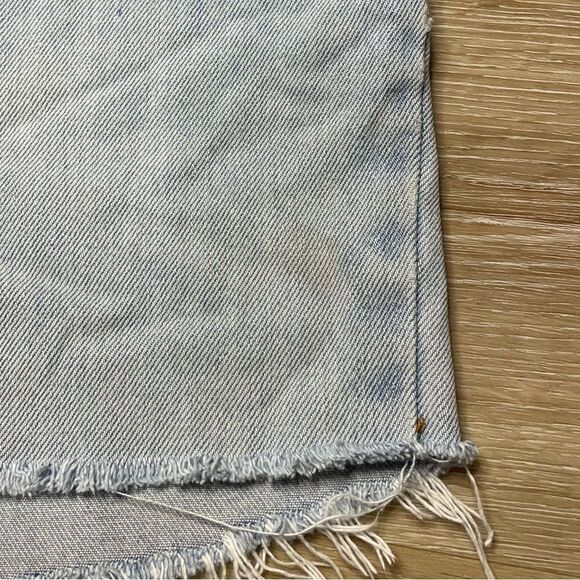 BONGO Hi Rise Distressed Cut Off Shorts - Picture 6 of 11